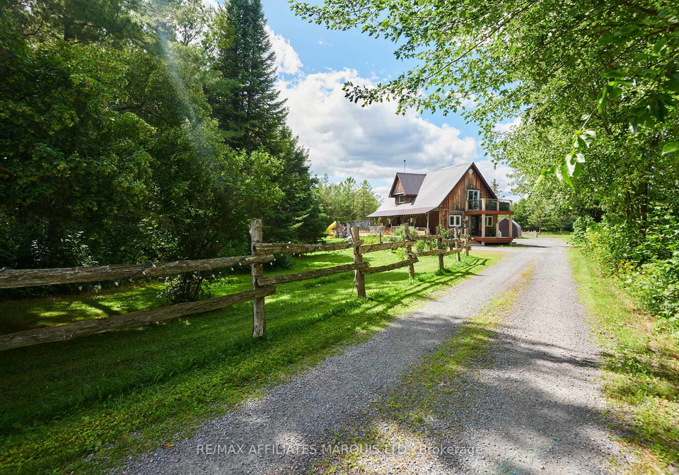 15763-county-road-43-north-stormont-ontario-x12304393