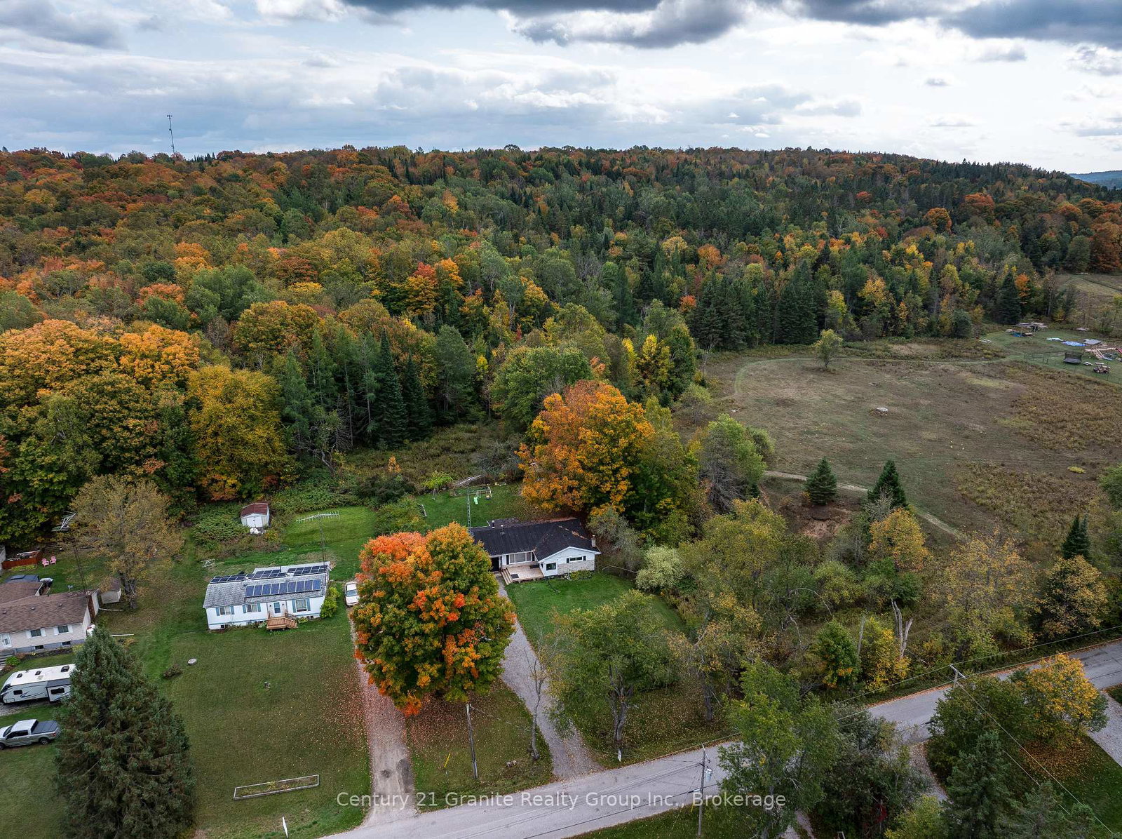 1229-spring-valley-road-minden-hills-ontario-x12304678