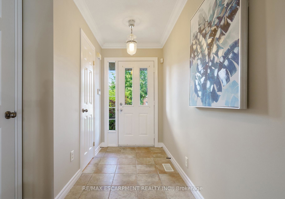 590-southridge-drive-hamilton-ontario-x12304781