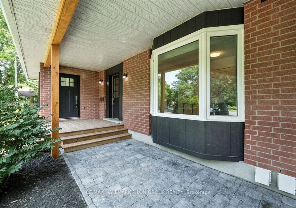 126-hawk-crescent-ottawa-ontario-x12304838