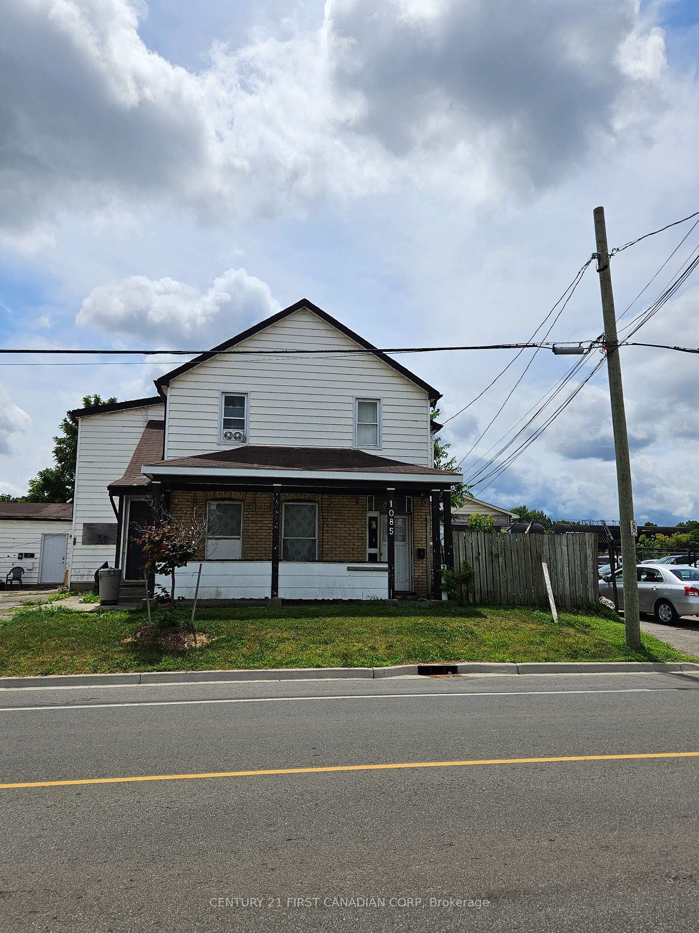 1085-brydges-street-london-east-ontario-x12305106