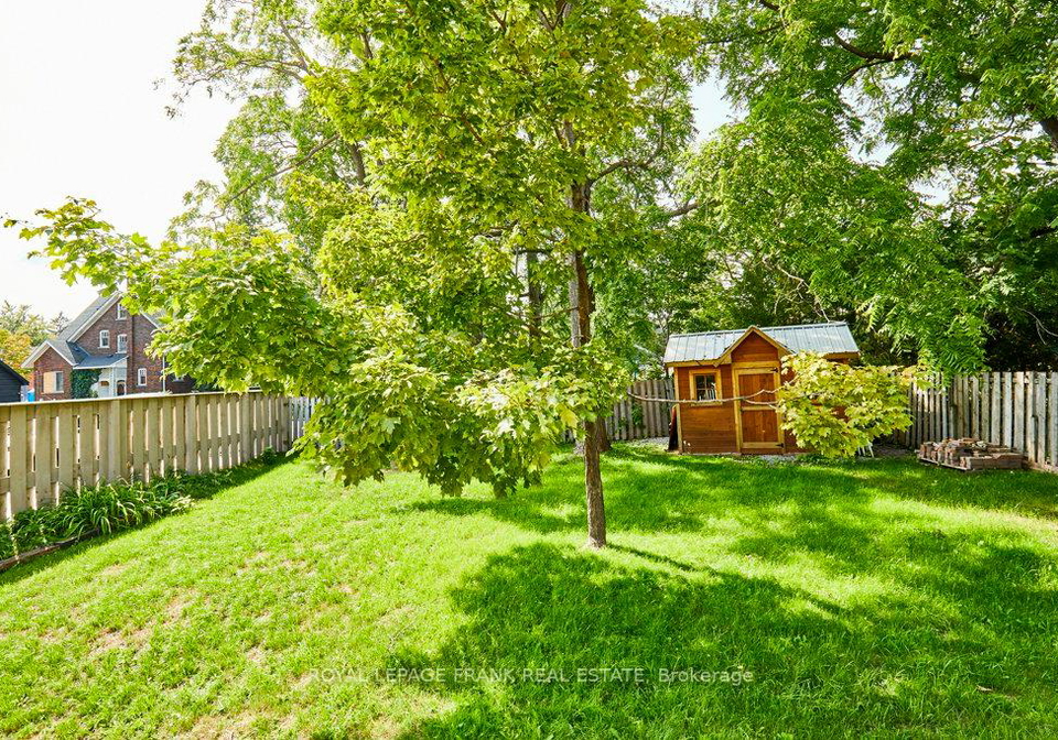 7-adelaide-street-n-n-kawartha-lakes-ontario-x12305131