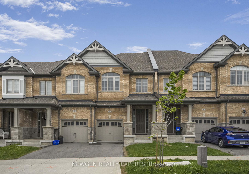 9-stonehill-avenue-kitchener-ontario-x12305187
