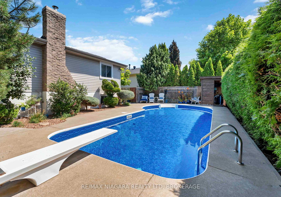 2-jellicoe-drive-st-catharines-ontario-x12305189