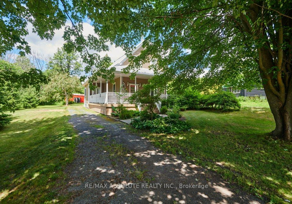 18597-dundas-street-south-glengarry-ontario-x12305230