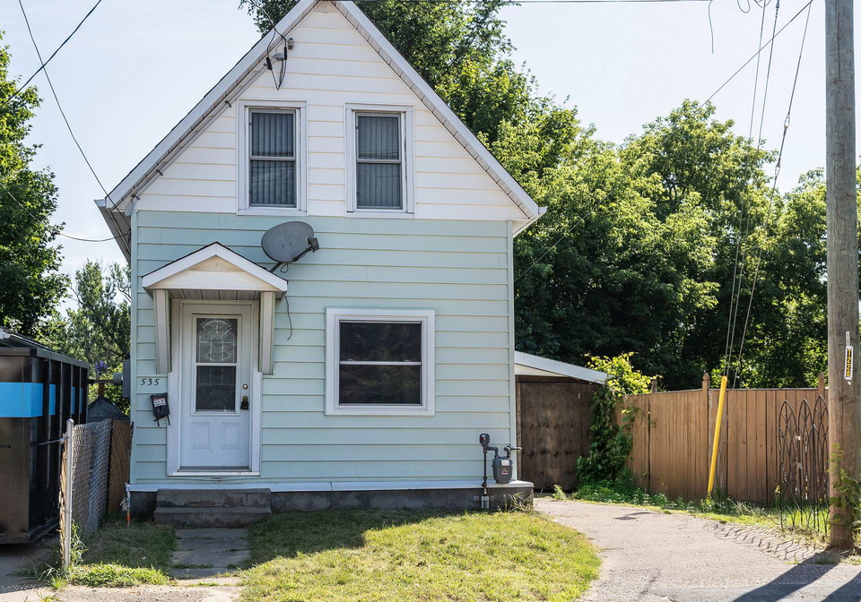 535-moffat-street-pembroke-ontario-x12305338