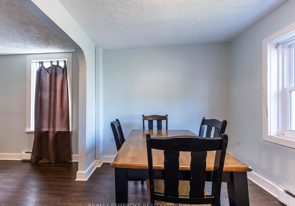 535-moffat-street-pembroke-ontario-x12305338