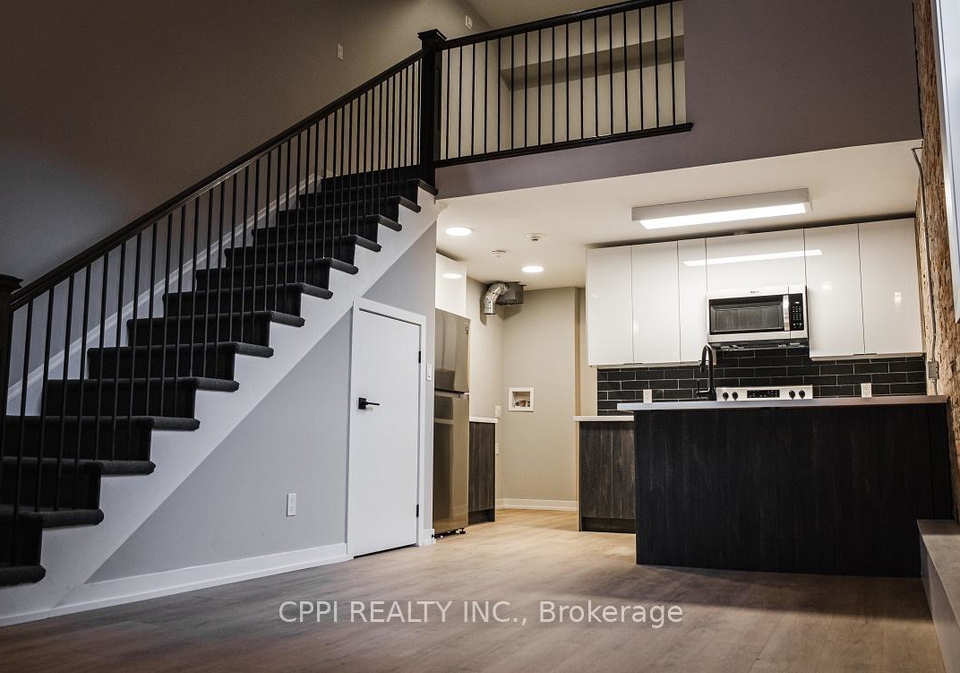 140-simcoe-street-peterborough-central-ontario-x12305579