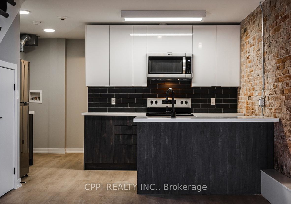 140-simcoe-street-peterborough-central-ontario-x12305579