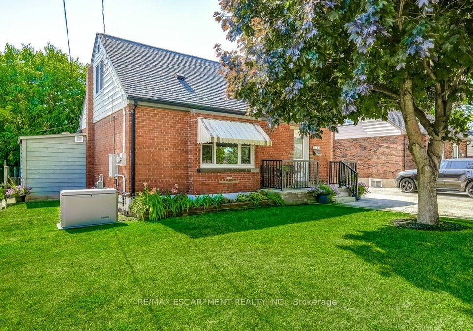 749-upper-gage-avenue-hamilton-ontario-x12305609