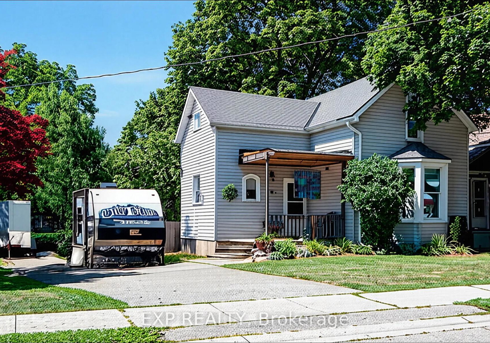 268-hall-street-ingersoll-ontario-x12305672