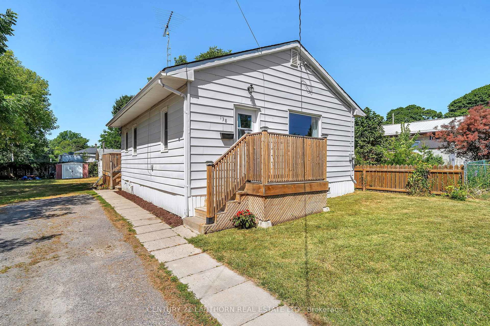 138-stanley-street-belleville-ontario-x12305710