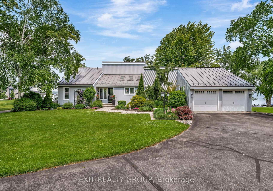 652-county-road-3-na-prince-edward-county-ontario-x12305725