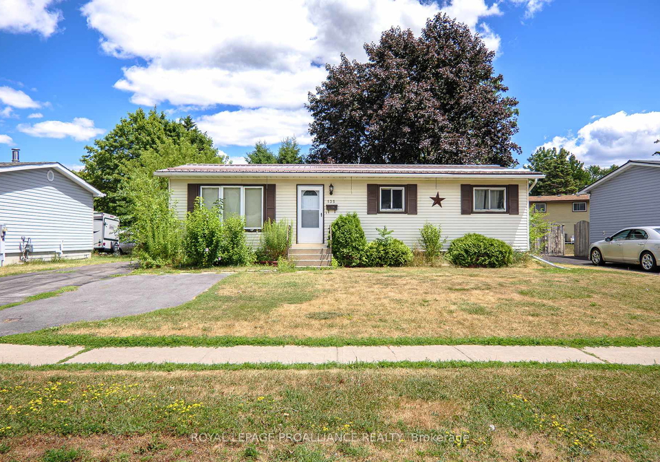 135-reid-street-quinte-west-ontario-x12305778