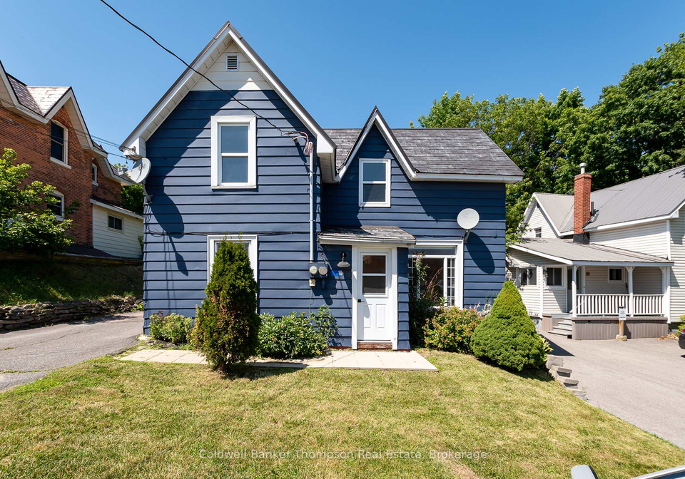10-caroline-street-e-e-huntsville-ontario-x12305906
