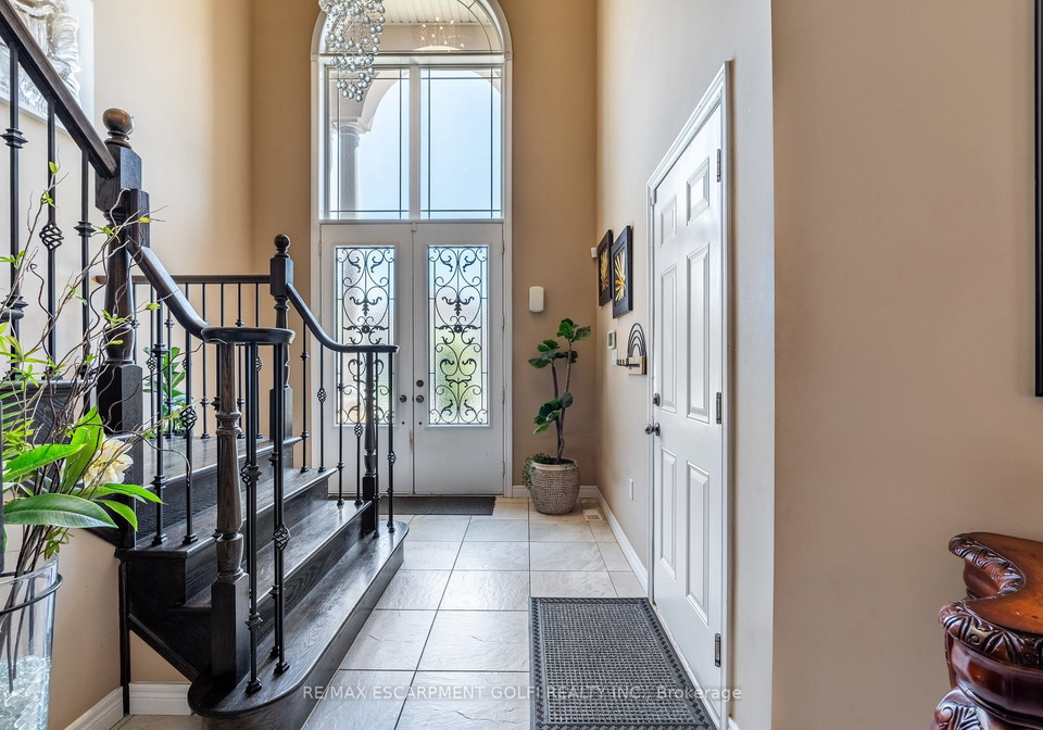 27-pinemeadow-drive-hamilton-ontario-x12305998