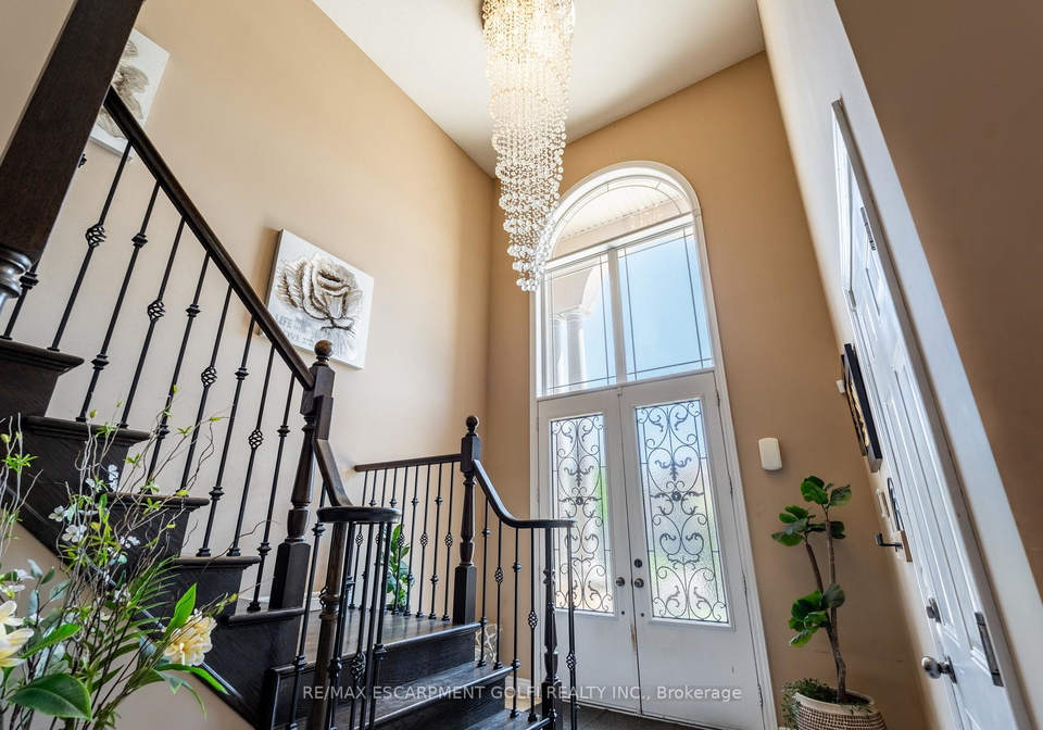 27-pinemeadow-drive-hamilton-ontario-x12305998