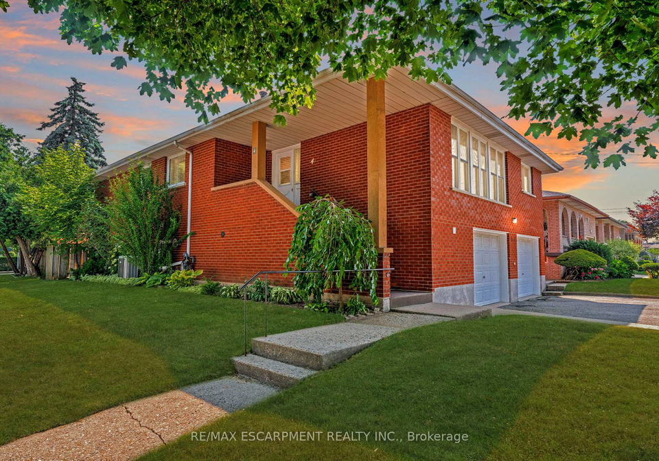 4-beston-drive-hamilton-ontario-x12306360