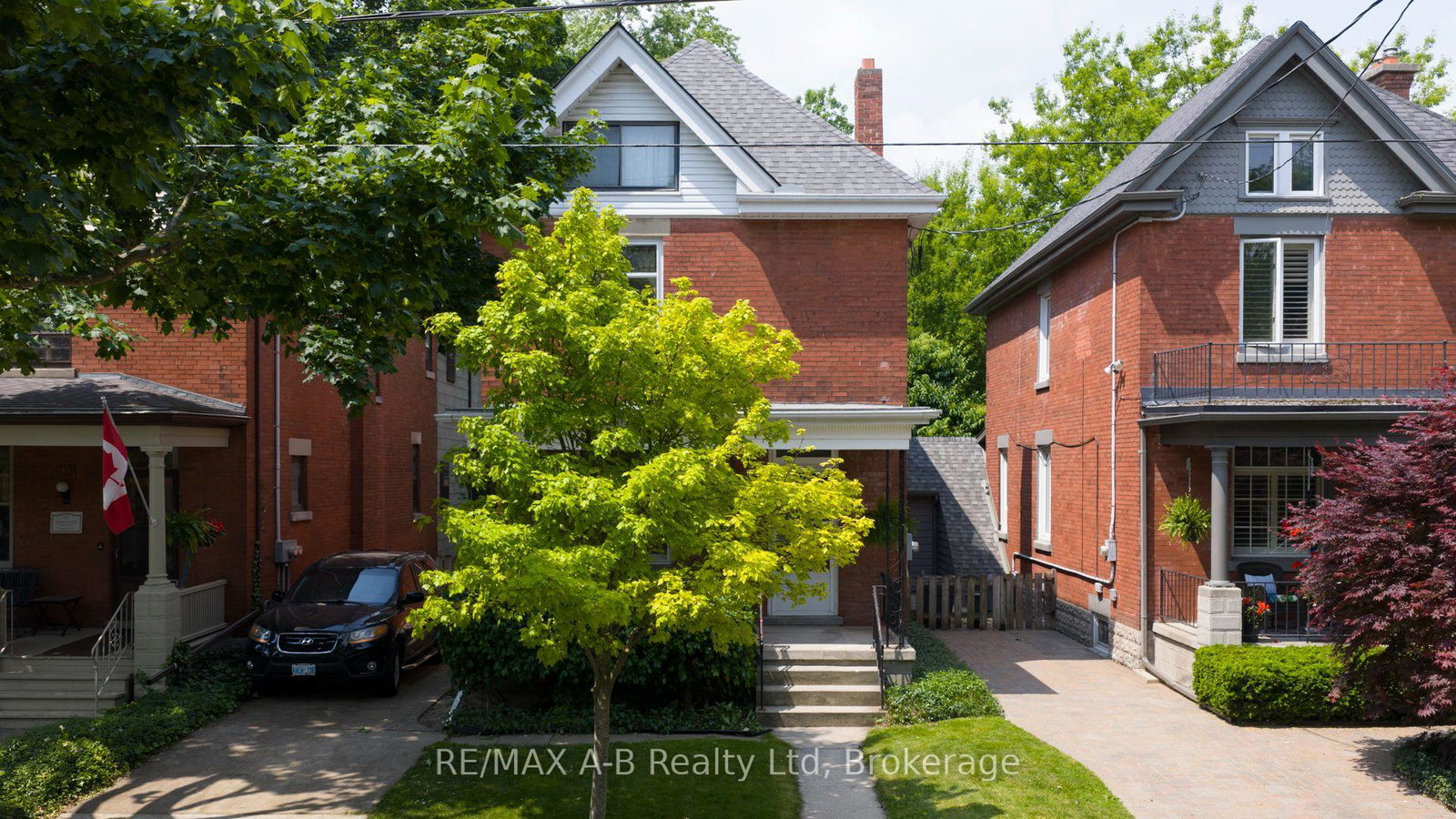 25-yale-street-london-east-ontario-x12306381
