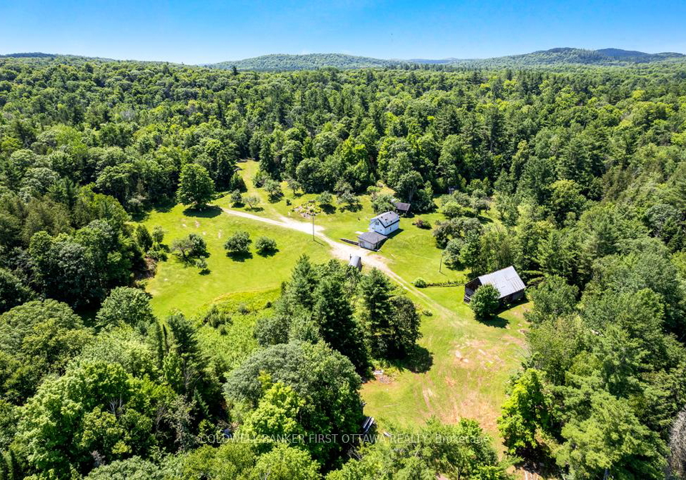 9252-highway-511-road-lanark-highlands-ontario-x12306413