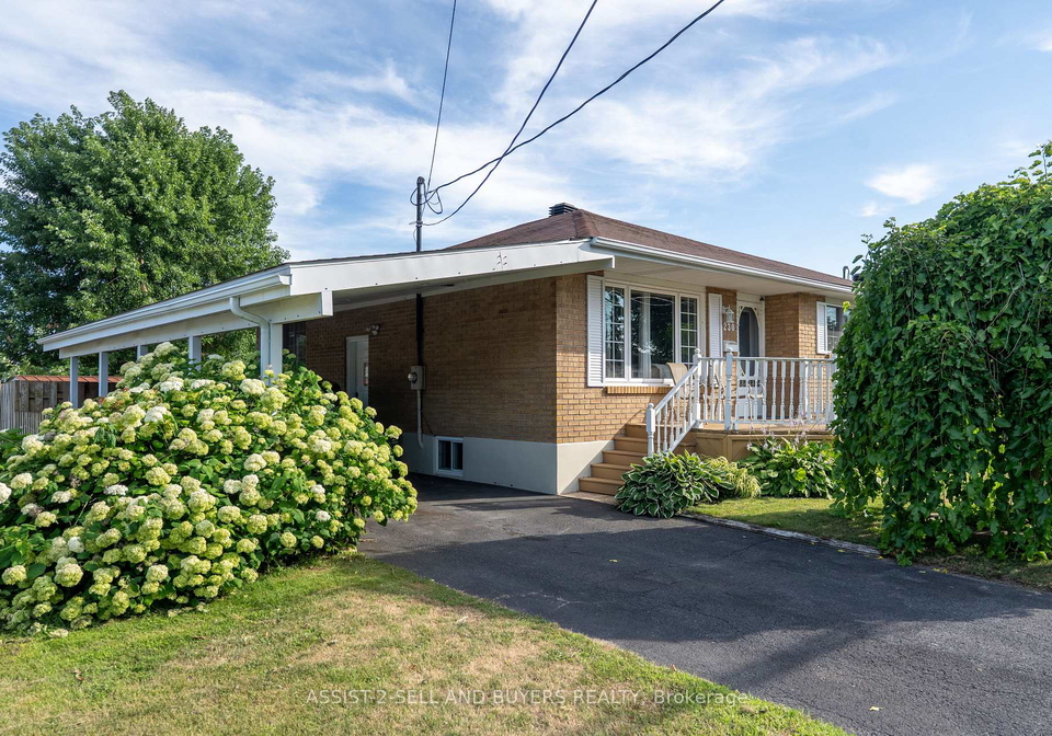 230-sunnyside-avenue-e-e-cornwall-ontario-x12306418