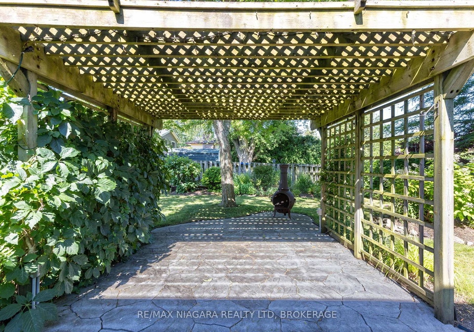 113-royal-oak-drive-welland-ontario-x12306726