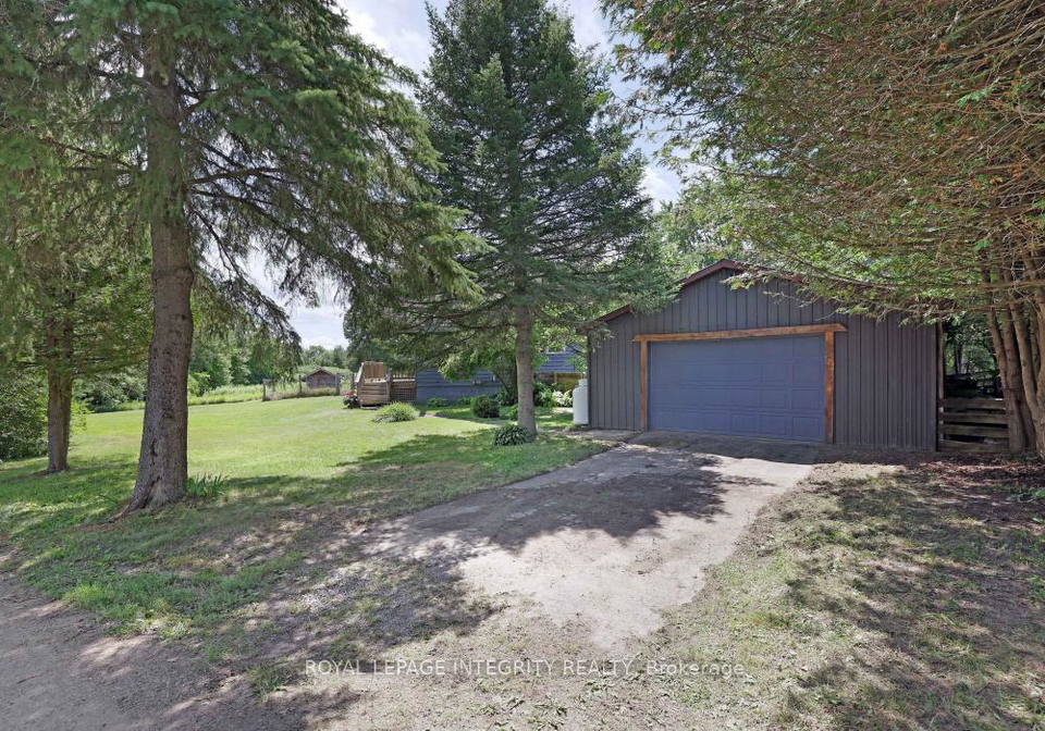 8-hart-lane-greater-madawaska-ontario-x12306749