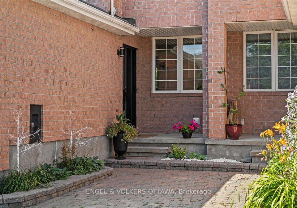 107-redpath-drive-ottawa-ontario-x12306763