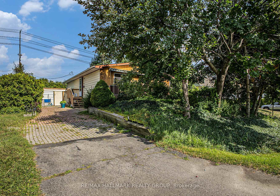 2639-ayers-avenue-ottawa-ontario-x12306786