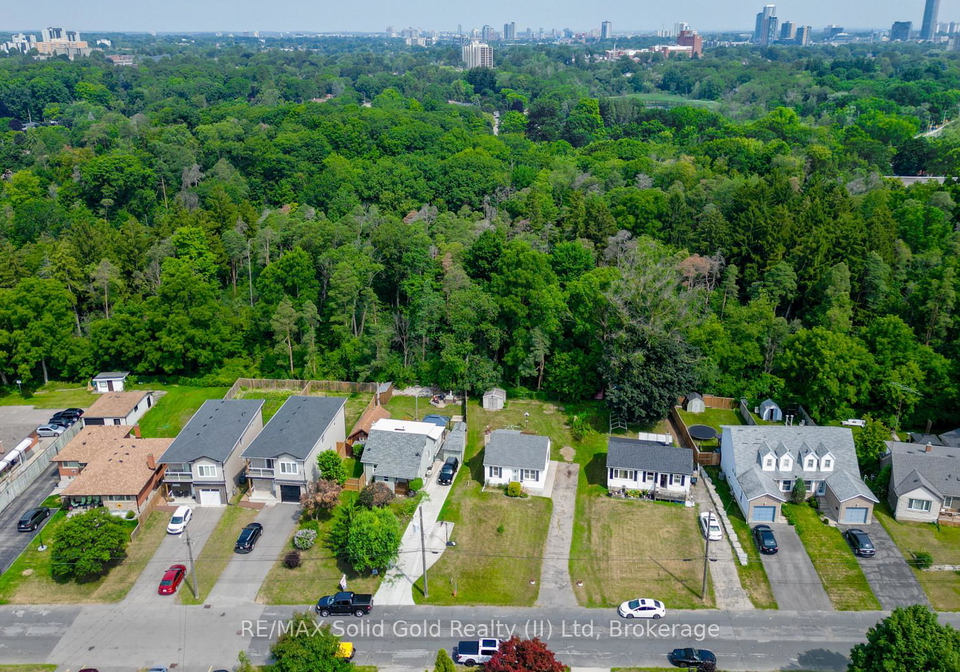 48-barbara-crescent-kitchener-ontario-x12306938