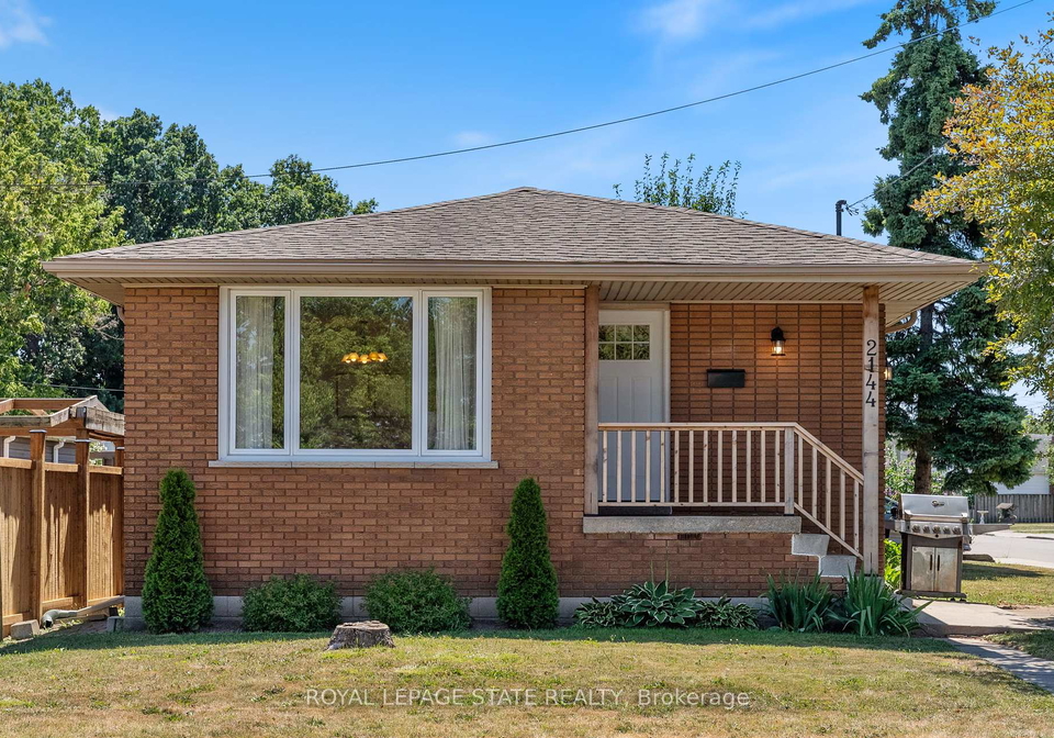 2144-brampton-street-hamilton-ontario-x12306960