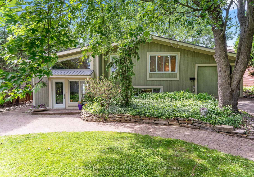 17-hastings-street-ottawa-ontario-x12307043