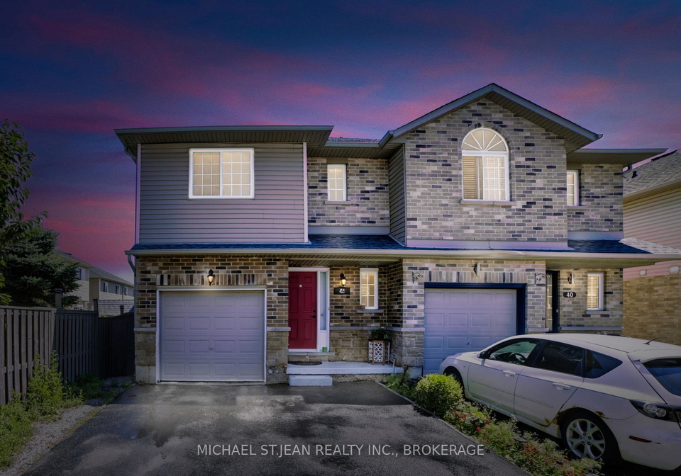 42-vennio-lane-hamilton-ontario-x12307101