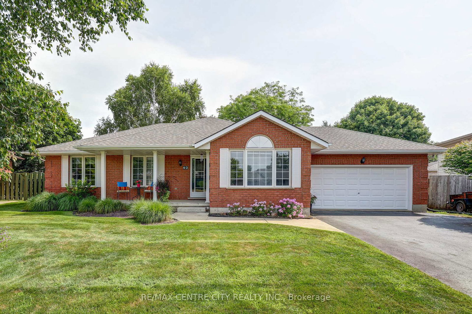 92-glendale-drive-tillsonburg-ontario-x12307222