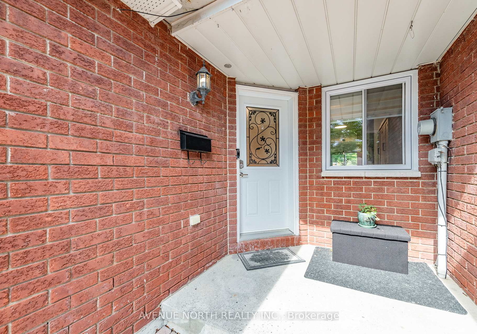 122-woodbury-crescent-ottawa-ontario-x12307307