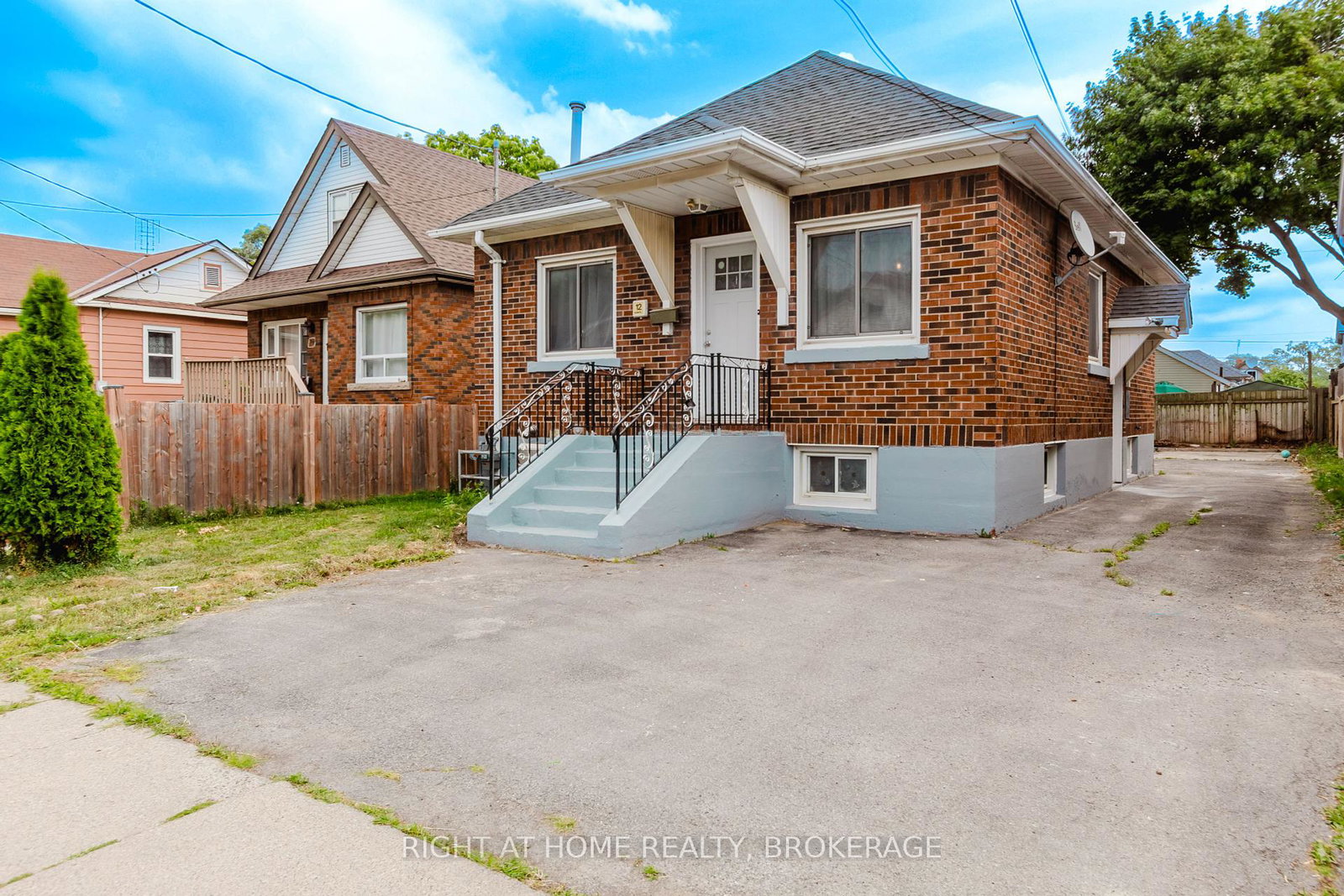 12-elberta-street-st-catharines-ontario-x12307391
