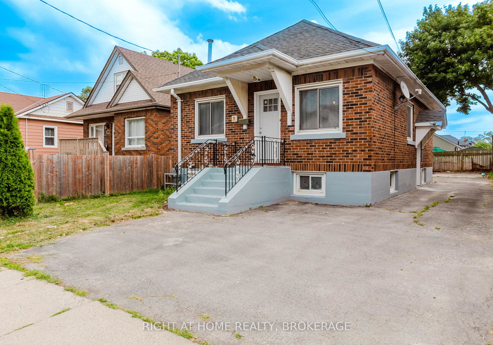 12-elberta-street-st-catharines-ontario-x12307391