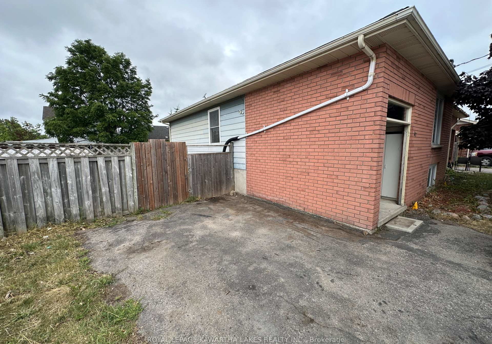 317-william-street-n-n-kawartha-lakes-ontario-x12307505