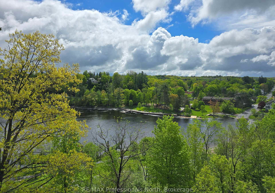 10a-kimberley-avenue-bracebridge-ontario-x12307665