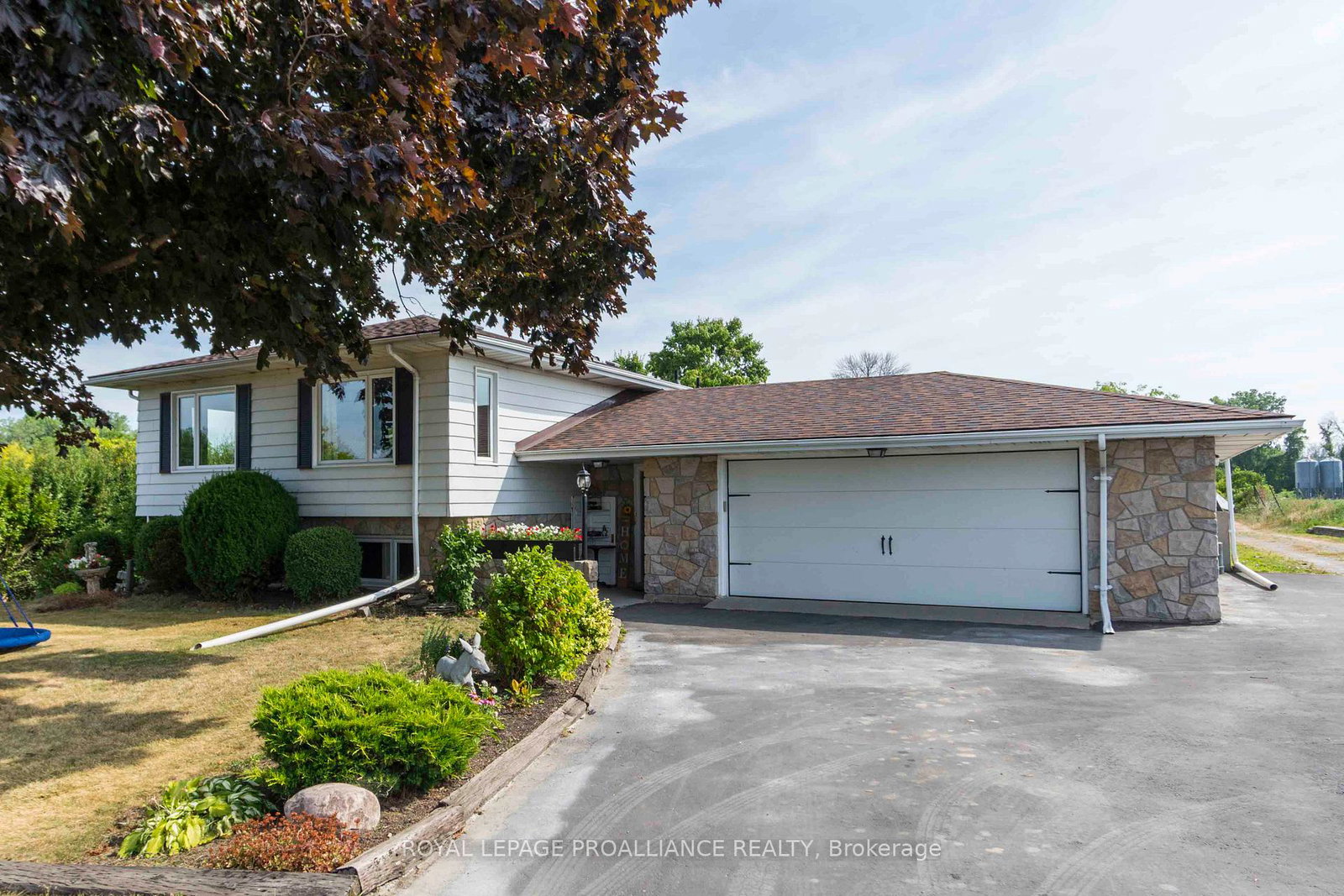 37-dempsey-road-prince-edward-county-ontario-x12307749