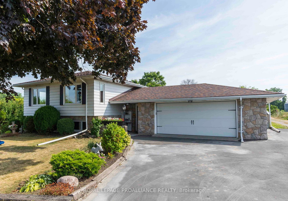 37-dempsey-road-prince-edward-county-ontario-x12307749