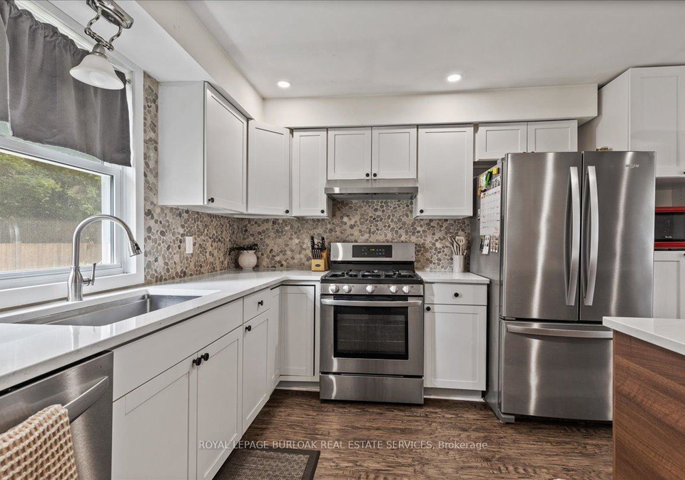 2-north-court-street-e-e-norwich-ontario-x12307812