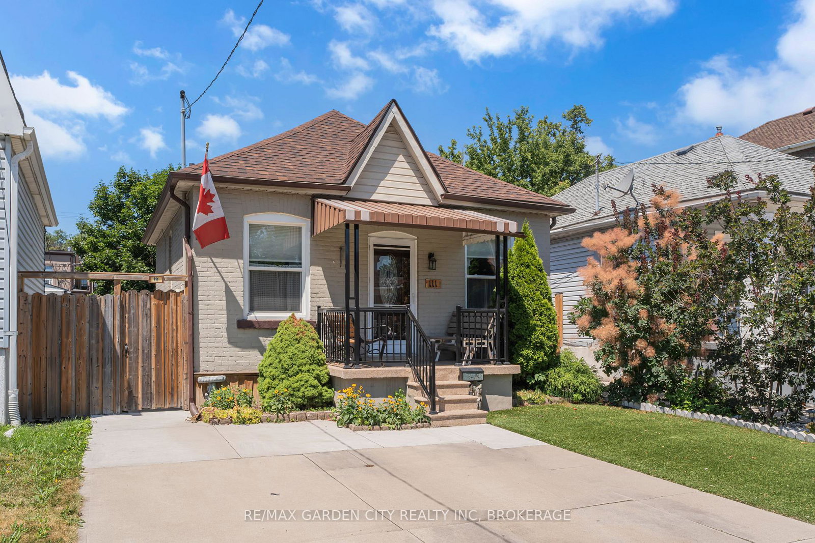 111-london-street-n-n-hamilton-ontario-x12307866