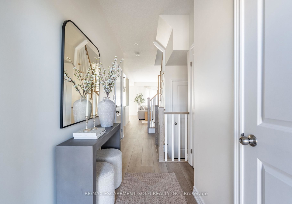 23-beasley-grove-hamilton-ontario-x12307970