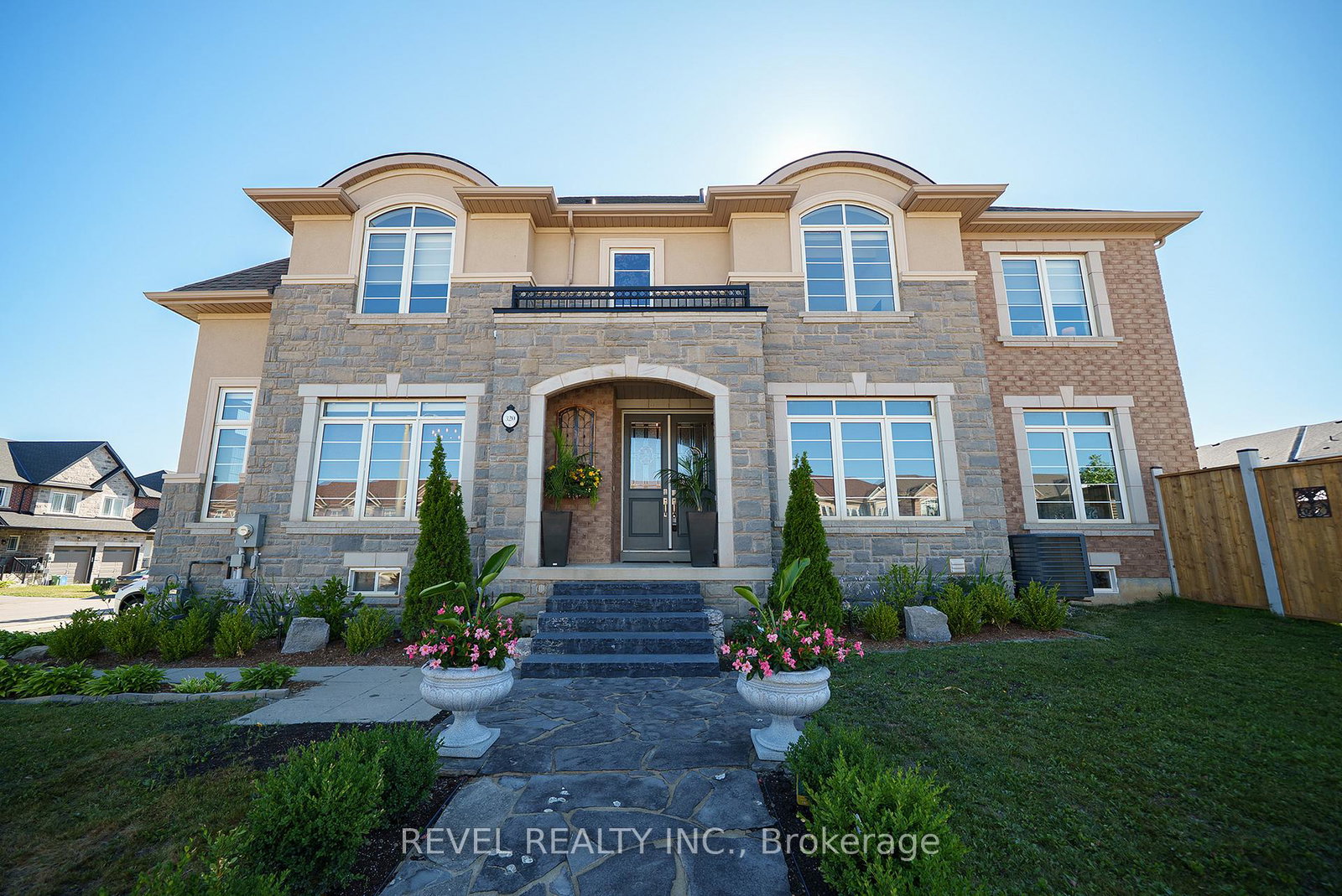 320-raymond-road-hamilton-ontario-x12308021
