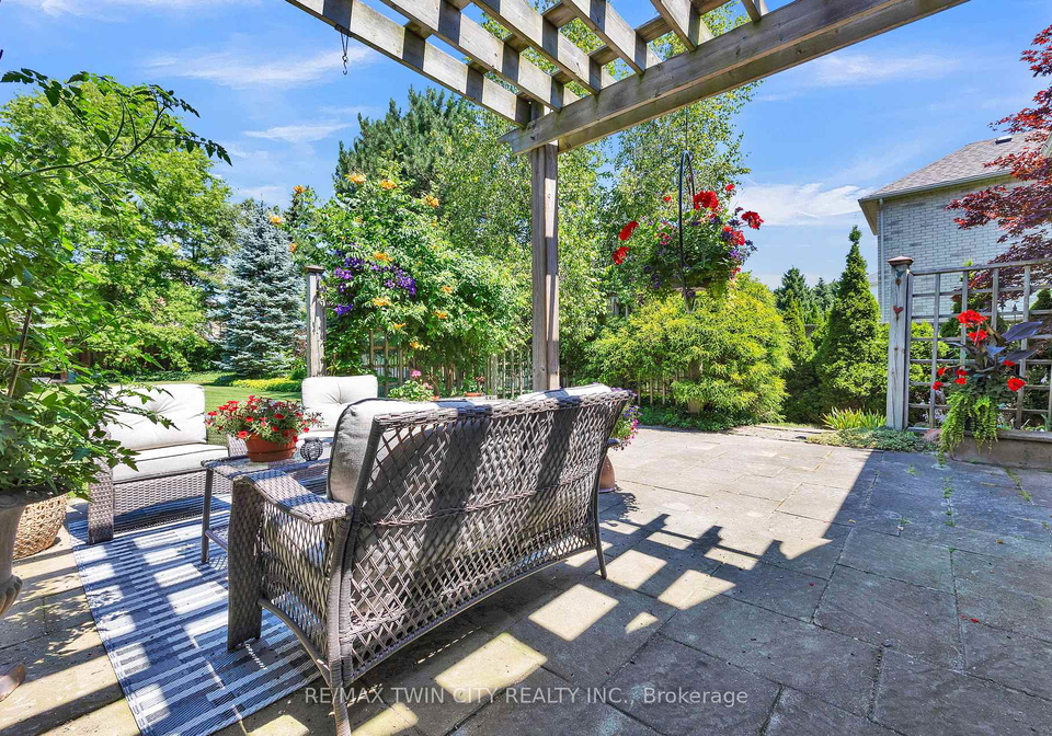 259-woodridge-drive-wilmot-ontario-x12308090