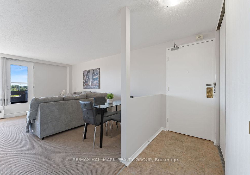 3100-carling-avenue-ottawa-ontario-x12308341