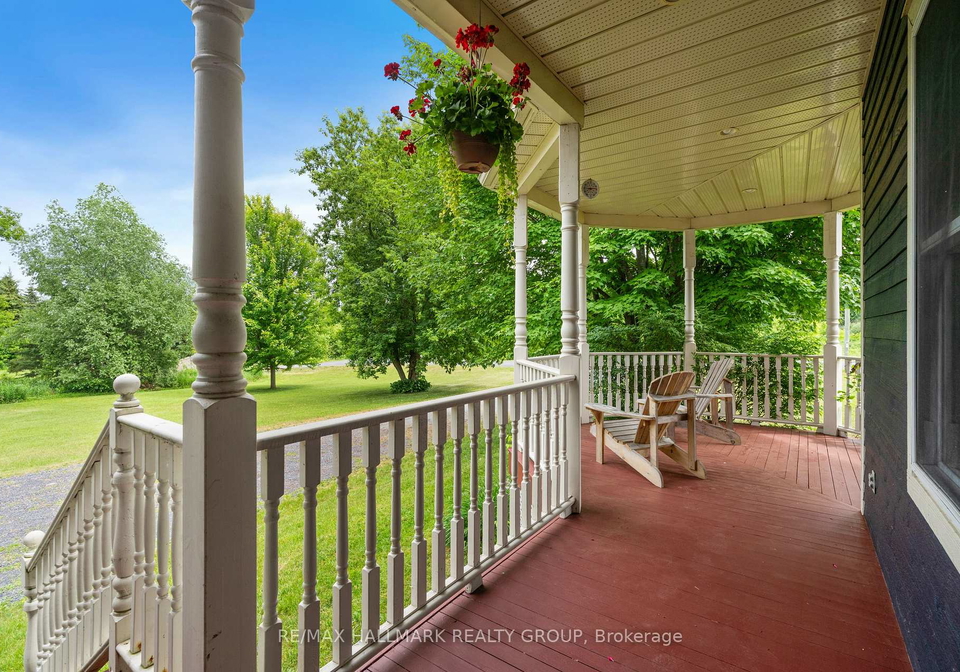 21479-maccuaig-drive-south-glengarry-ontario-x12308487