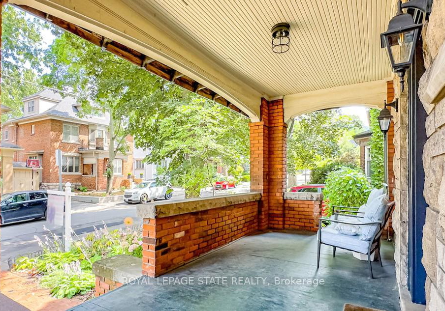 24-undermount-avenue-hamilton-ontario-x12308775