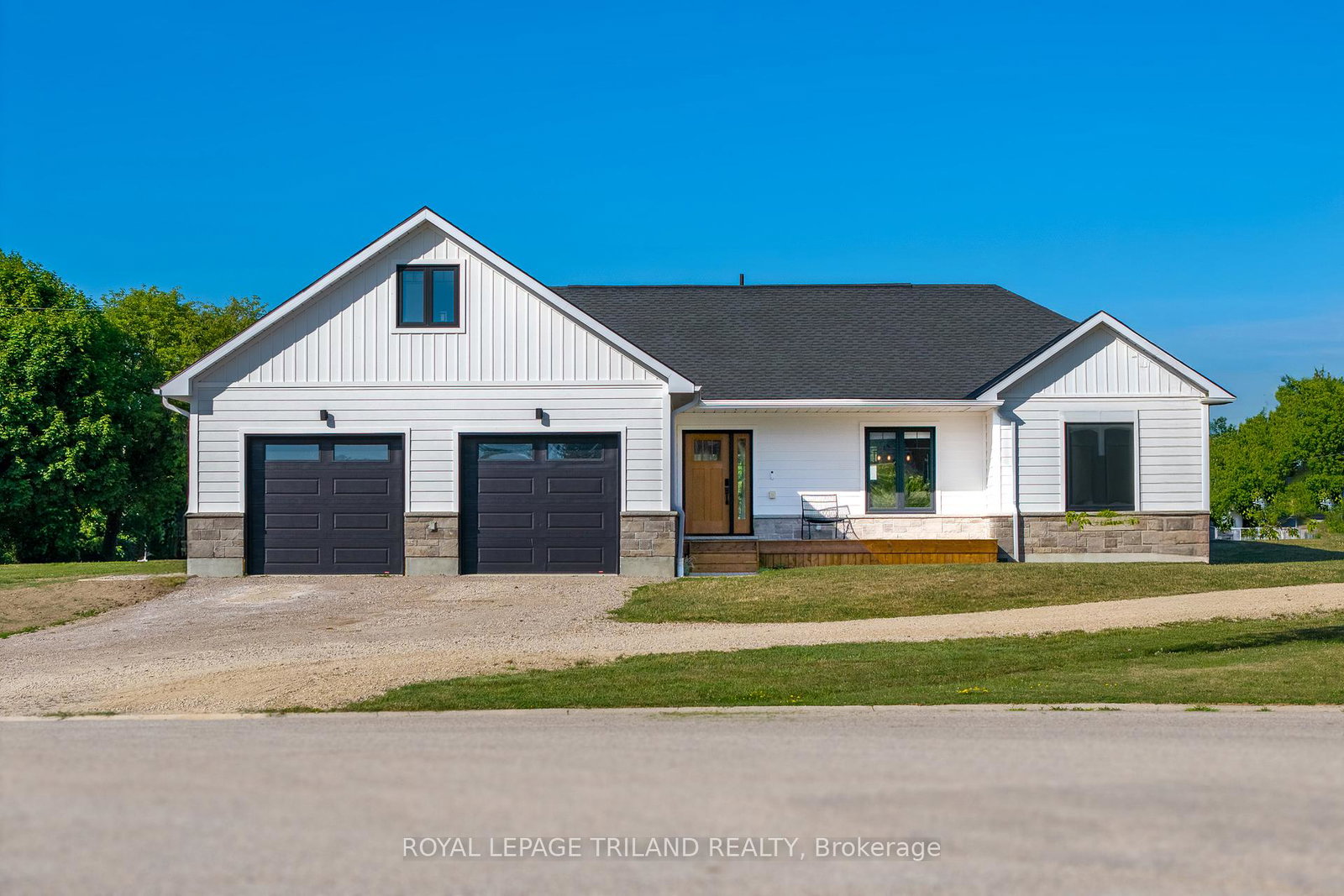 72832-cantin-court-bluewater-ontario-x12309082